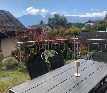 Steffisburg Apartment | Grosszügige Ferienwohnung zwischen Bern und Interlaken