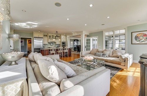 Groton House | Groton Home < 1 Mi to Beach on Long Island Sound!