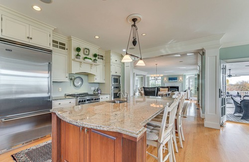 Groton House | Groton Home < 1 Mi to Beach on Long Island Sound!