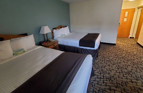Groton Hotel | Groton Inn and Suites