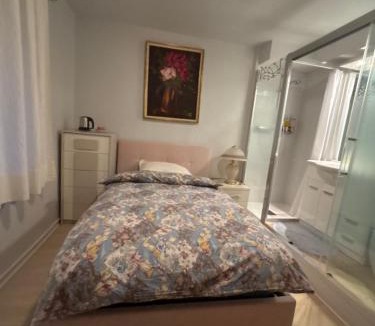 Agra Bed & Breakfast | Grotto Flora B&B Chambres de charme