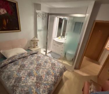 Agra Bed & Breakfast | Grotto Flora B&B Chambres de charme