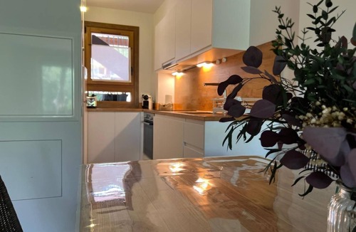 Estavar Apartment | Ground Ffloor 2 rooms 5 Pax, Pool, Private Garden & Fireplace