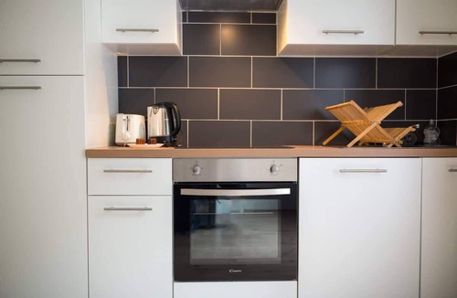 Charleville-Mezieres Apartment | Ground-Floor Apt for 3 · Free Private Parking