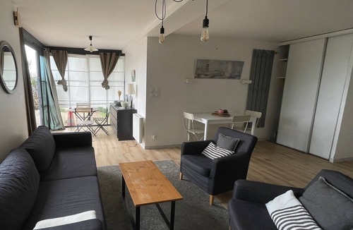 Noirmoutier-en-l'Ile Apartment | GROUND-FLOOR APARTMENT - SOUTH-FACING SEA VIEW - DIRECT ACCESS TO BEACHES