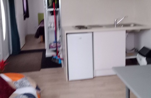 Radinghem-en-Weppes Apartment | Ground floor country apartment