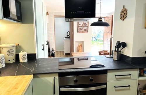 La Molina Apartment | Ground Floor 3 rooms Fireplace, Private Patio & Wi-Fi
