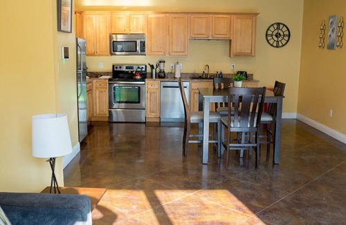 Kreole Apartment | Ground Floor · 6BR 4BA · Patio · Kitchen · Laundry