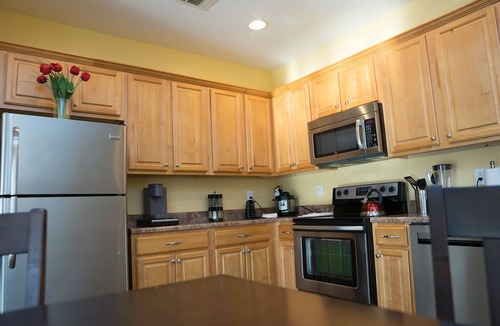 Kreole Apartment | Ground Floor · 6BR 4BA · Patio · Kitchen · Laundry