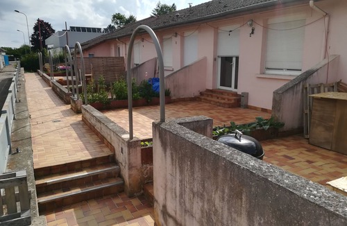 Mirecourt House | Ground floor accommodation with terrace