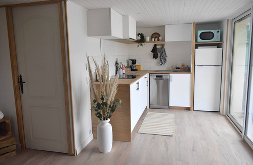 Noyal-Muzillac Apartment | Ground floor apartment with garden 10km from the sea