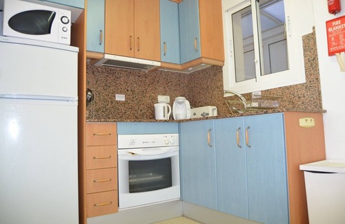 Los Nietos Apartment | Ground floor apartment, free wifi, satellite tv, BBQ, communal pool