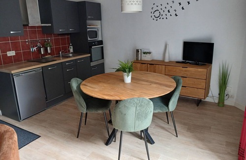 Cancale Apartment | Ground floor apartment with terrace and garden, 100m from the port classified 3 stars