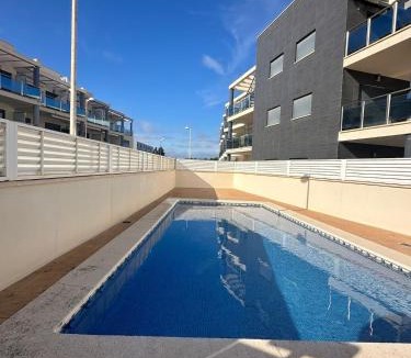 Vinaros Apartment | Ground floor apartment on the seafront with pool