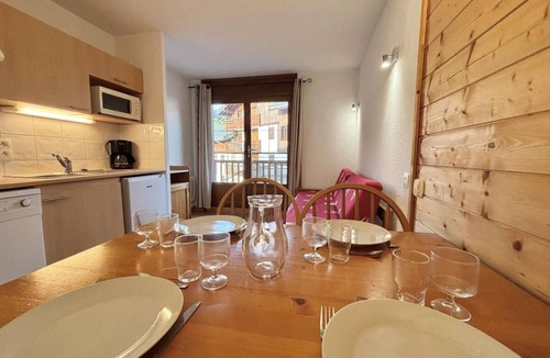 Flumet Apartment | Ground floor, balcony, ski locker, 27m², Flumet