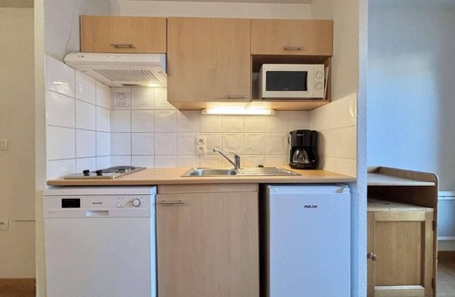 Flumet Apartment | Ground floor, balcony, ski locker, 27m², Flumet