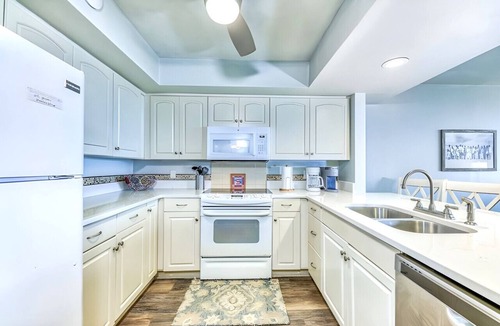 Orange Beach Condo | Ground Floor - Beach Front Location - Sand Is Just Steps From Your Door