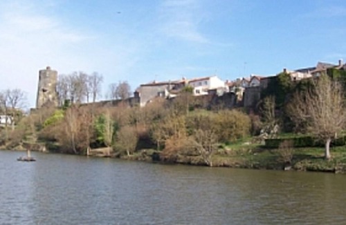 Vouvant Apartment | Ground Floor Beautifully Appointed Apartment With Pool, Private Parking