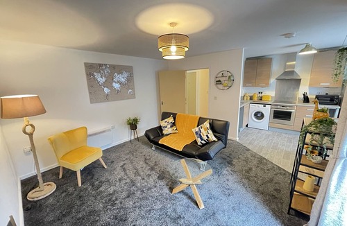 Littleover Apartment | Ground Floor Deluxe - Courtyard View