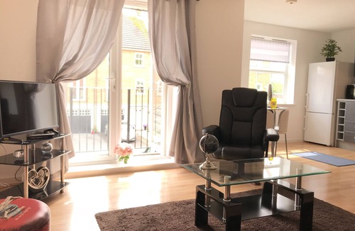 Littleover Apartment | Ground Floor Deluxe - Courtyard View