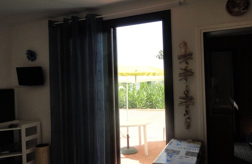 Le Barcares Apartment | GROUND FLOOR DIRECT ACCESS BEACH 'uncrowded' Gde Terrace