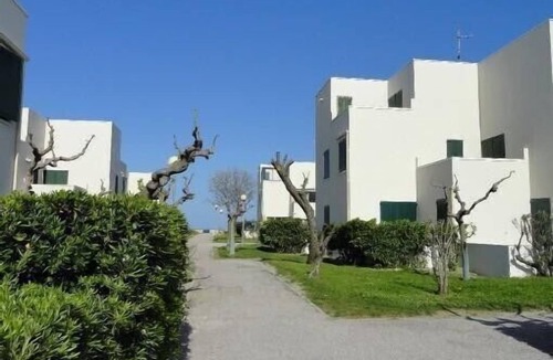 Le Barcares Apartment | GROUND FLOOR DIRECT ACCESS BEACH 'uncrowded' Gde Terrace