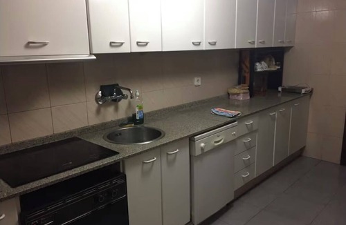 Campoamor Apartment | Ground floor with patio next to the Auditorium (ADDA)