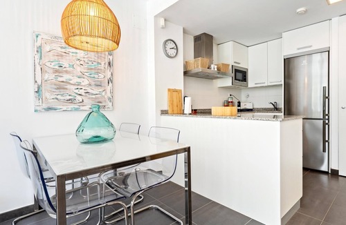 Roques Daurades Apartment | Ground floor with private garden 1min beach