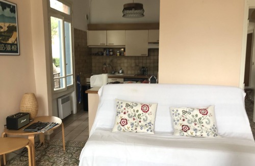 Plage d'Argeles House | Ground floor - first line - SEA facing and direct BEACH access