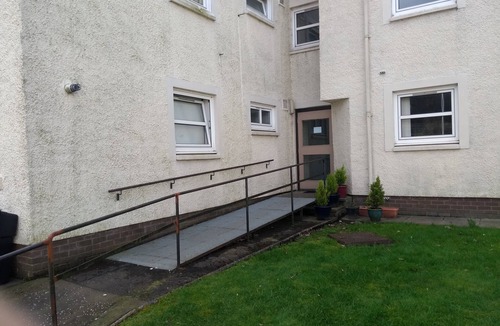 Bearsden Apartment | Ground floor Flat in Bearsden