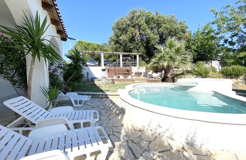 Supetarska Draga Apartment | Ground floor in Villa Agata with sauna, near sandy beaches