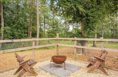 New Forest District Cottage | Ground Floor: nOpen plan living space.