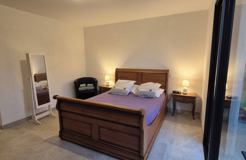 Porcaro Bed & Breakfast | Ground floor room with unlimited access to outdoor spa