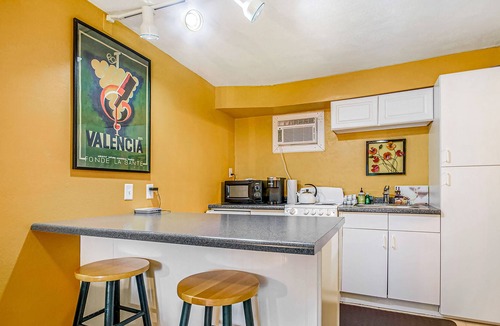 Saugatuck Condo | Ground floor studio with WiFi, large kitchenette, partial AC, and great location