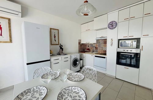 Argeles Plage Apartment | Ground floor T2 apartment facing the sea with parking