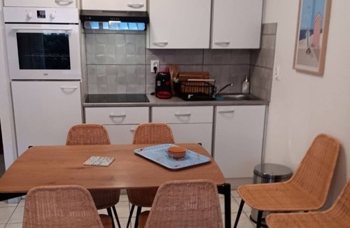Stella-Plage Apartment | GROUND FLOOR TERRACE NEAR THE SEA