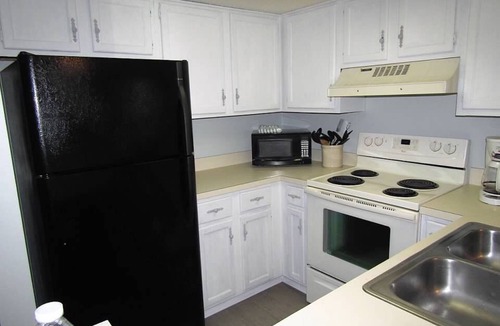 St. Augustine Beach Condo | Ground Floor Condo Oceanfront Complex Hot Tub & Pools steps away
