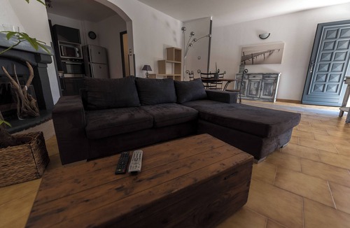 Peri Apartment | Ground floor with private garage