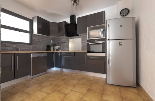 Peri Apartment | Ground floor with private garage