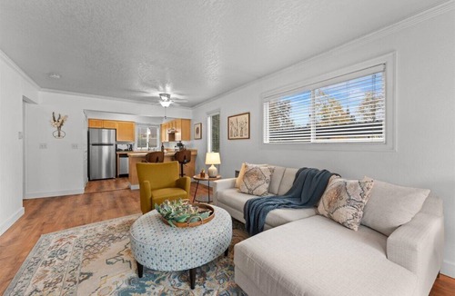 Cedar Mill Condo | Ground Level Condo by Sunset High School