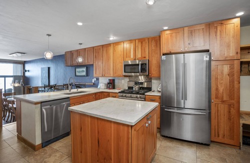 Steamboat Springs Condo | Ground Level Unit - W/D, Heated Pool, Hot Tub - Walk to Slopes