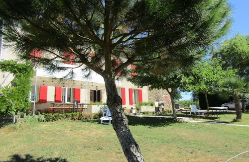 Serenac House | Group accommodation for 15 people