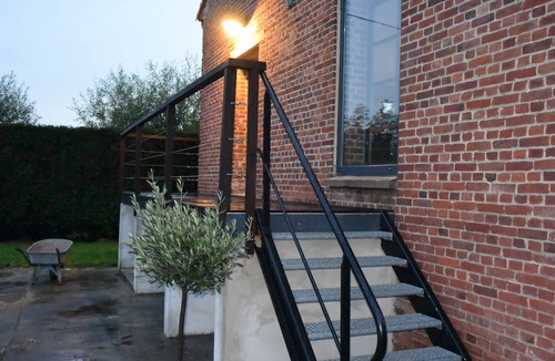 Steenbecque Cottage | Group accommodation for 12 people in a rural setting