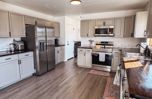 Grand Junction Other | Group Base Camp - Sleeps 15+, 2x Game Rooms, Hot Tub