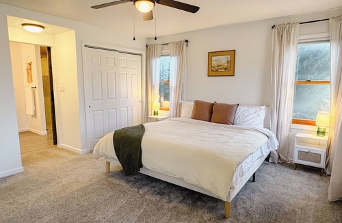 Grand Junction Other | Group Base Camp - Sleeps 15+, 2x Game Rooms, Hot Tub