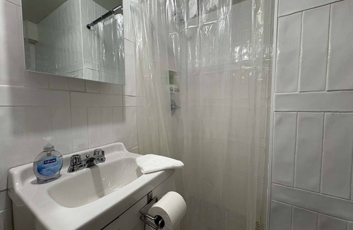 Bloomingdale Apartment | Group Friendly 2BR/2BA UWS Duplex