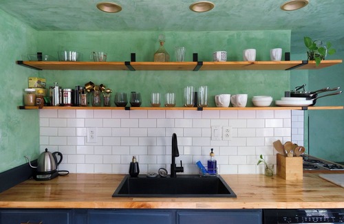 Dayton House | Group-Friendly 4BR/3.5BA/2 Kitchens + Private Homes Side-by-Side Sleeps 10