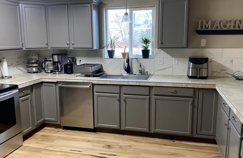 Redmond House | Group Fun - 7 Separated Sleeping Areas!