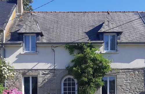 Meneac Cottage | Group Gîte for 12 people