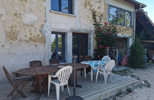 Faverges-de-la-Tour House | Group Gîte, Dormitory. Additional 70 m² Room